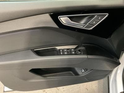 Audi Q4 e-tron Zertifikat82kWh+P.Buisness+LM19+P.Clim (2024) - Foto 15