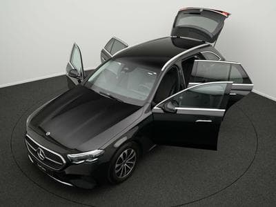 Mercedes E 220 d T-Modell Avantgarde (2024) - Foto 14
