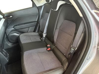 Renault Captur 1.0 Tce Techno (2024) - Foto 6