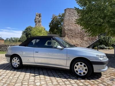 Peugeot 306 Cabriolet (2000) - Photo 1