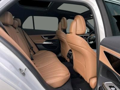 Mercedes E 220 d T-Modell (2024) - Foto 10