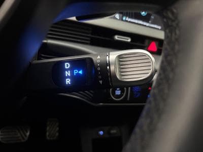 Hyundai Ioniq BALANCE AWD (2022) - Photo 10