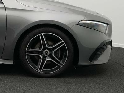 Mercedes A 180 d AMG-Line Distronic+Totwinkel+Kamera (2024) - Foto 8