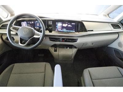 VW T7 Life LONG (2025) - Foto 10