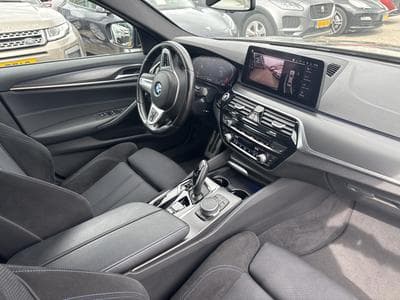 BMW 520 DA PACK M 190CV (2021) - Photo 10