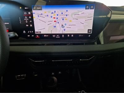 Audi Q6 E-tron quattro (2025) - Foto 13