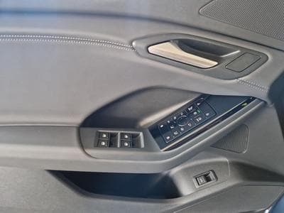 Audi Q6 E-tron quattro (2025) - Foto 14