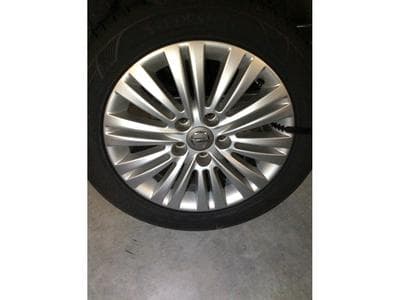 Jantes alu + Pneus é 16" 205/55 R16 91W (2026) - Photo 1