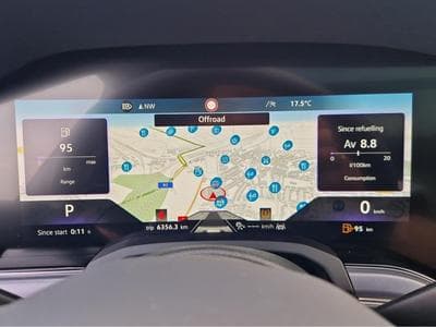 VW Touareg R-LINE (2024) - Foto 11