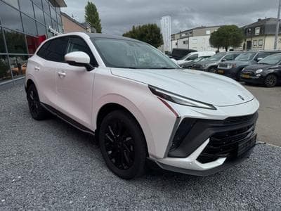 Forthing T5 EVO FRIDAY HEV 1.5 FULL HYBRID (2026) - Photo 4