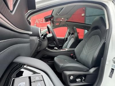 Forthing T5 EVO FRIDAY HEV 1.5 FULL HYBRID (2026) - Photo 7