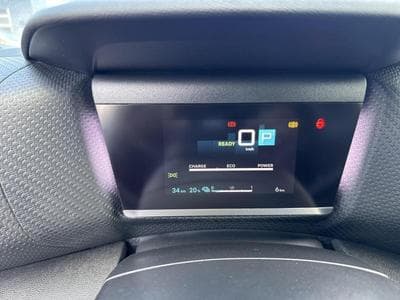 Citroen C4 E Shine (2023) - Photo 15