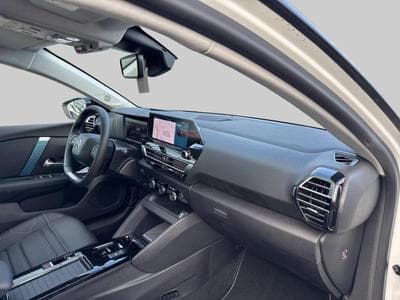 Citroen C4 E Shine (2023) - Photo 9