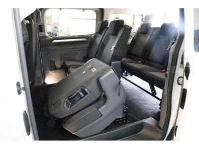 VW T7 Life AHK NAVI (2025) - Foto 8