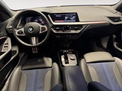 BMW 118 Hatch (2024) - Photo 6