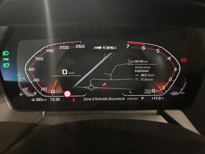 BMW M135 2.0 Mi xDrive (2020) - Photo 2