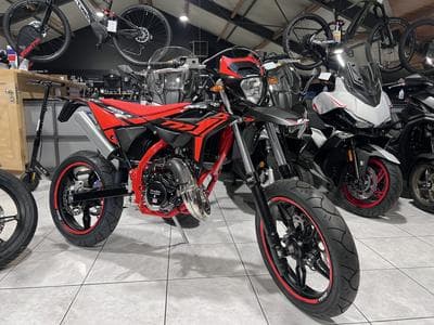 SUPERMOTARD RR 50