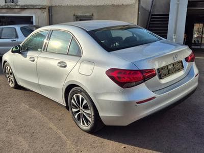 Mercedes A 180 Business D (2020) - Photo 4