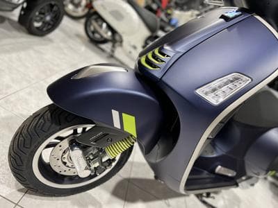 Vespa GTS 125 Bleu Matt (2026) - Photo 6