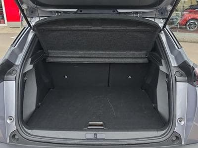 PEUGEOT 2008 e-2008 136ch GT (2023) - Foto 4