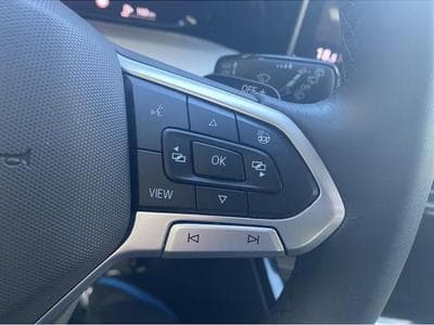 VW Golf (2025) - Foto 12