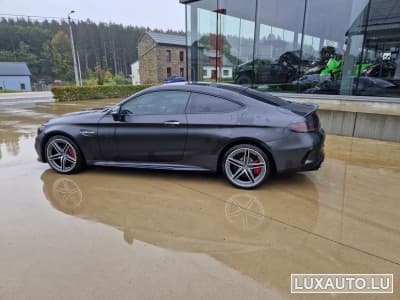 Mercedes C 63 AMG AMG (2023) - Photo 2