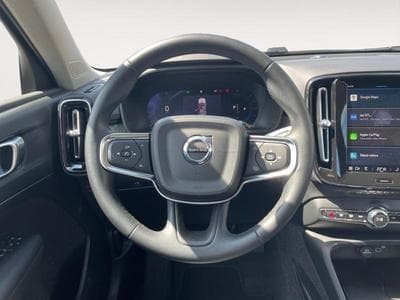 Volvo XC40 B3 Core / Essence (2024) - Foto 4