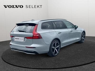 Volvo V60 B3 Ultimate / Essence (2025) - Foto 2