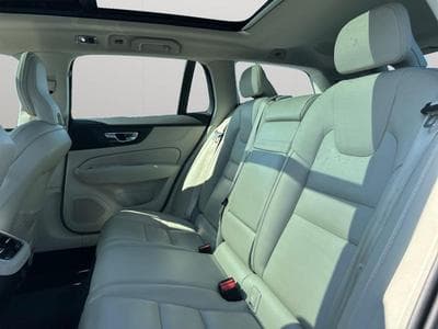 Volvo V60 B5 Momentum / Essence (2021) - Foto 12