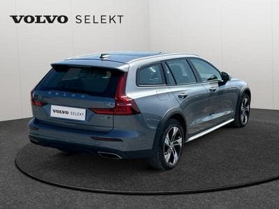 Volvo V60 B5 Momentum / Essence (2021) - Foto 2