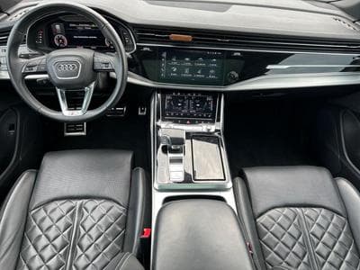 Audi Q8 50 TDI / Quattro / SLine / Diesel (2023) - Foto 3