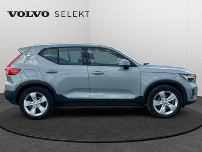 Volvo XC40 B3 Core / Essence (2023) - Foto 7