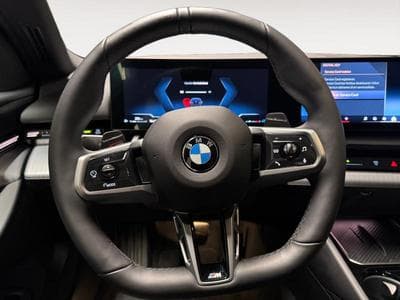 BMW 520 Touring (2025) - Foto 8