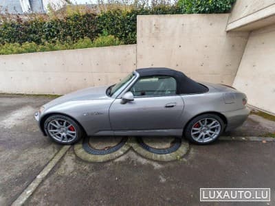 S2000