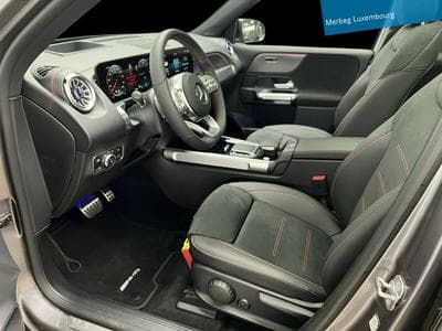 Mercedes EQB 4MATIC (2023) - Foto 8