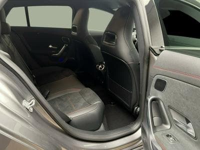 Mercedes CLA 220 CLA 220 d Shooting Brake (2024) - Foto 10
