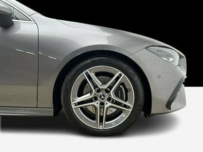 Mercedes CLA 220 CLA 220 d Shooting Brake (2024) - Foto 5