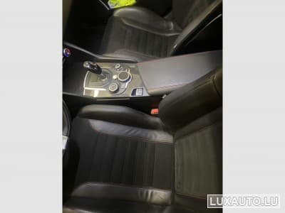 Alfa-Romeo Giulia 2.9 bi turbo 510cv Quadrifoglio (2018) - Foto 7