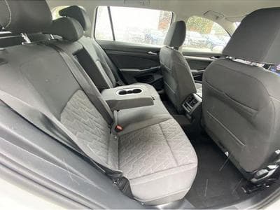 VW Golf (2025) - Foto 8