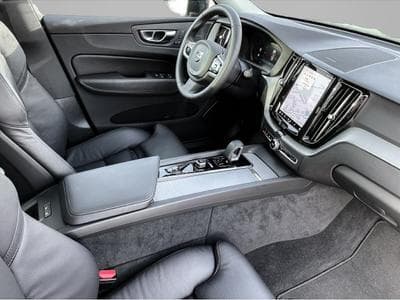 Volvo XC60 (2024) - Photo 3