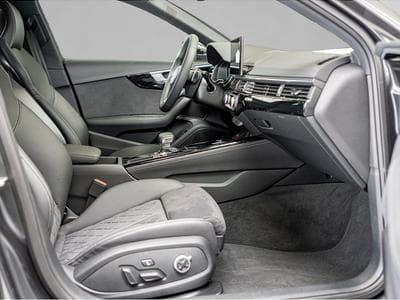 Audi RS4 (2024) - Foto 2