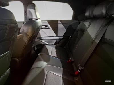 MG MG4 MG4 LUXURY 204 CH ELECTRIQUE (2023) - Photo 5