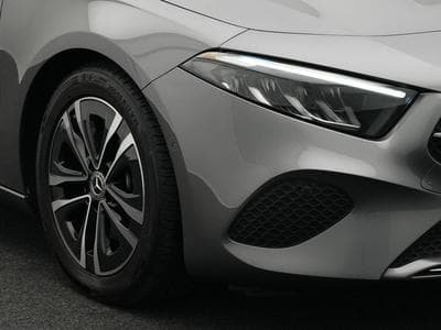 Mercedes A 180 d Progressive Kamera+SHZ+LED+Apple+MBUX (2024) - Foto 9