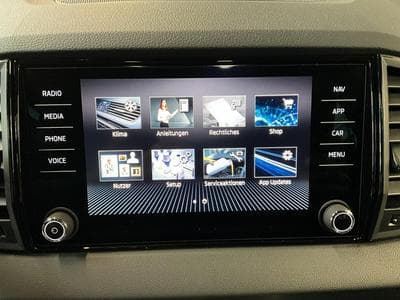 Skoda Karoq Sportline+DSG+P.Perf+AHK+Pano (2024) - Foto 15