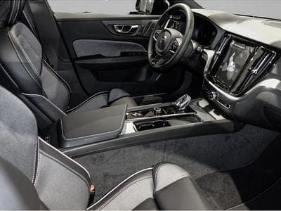 Volvo V60 (2024) - Photo 4