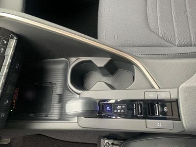 Toyota C-HR PREMIUM (1970) - Photo 13