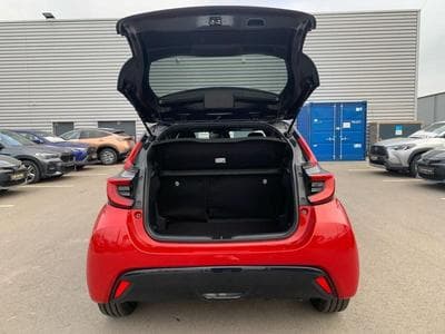 Toyota Yaris STYLE (1970) - Photo 12