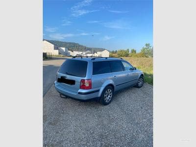 VW Passat Confort (2003) - Photo 1