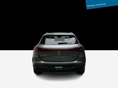 Mercedes EQA 4MATIC (2023) - Foto 4