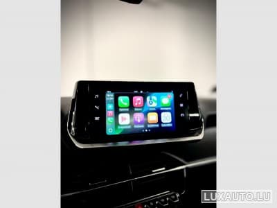 Peugeot 2008 Allure (2023) - Photo 11